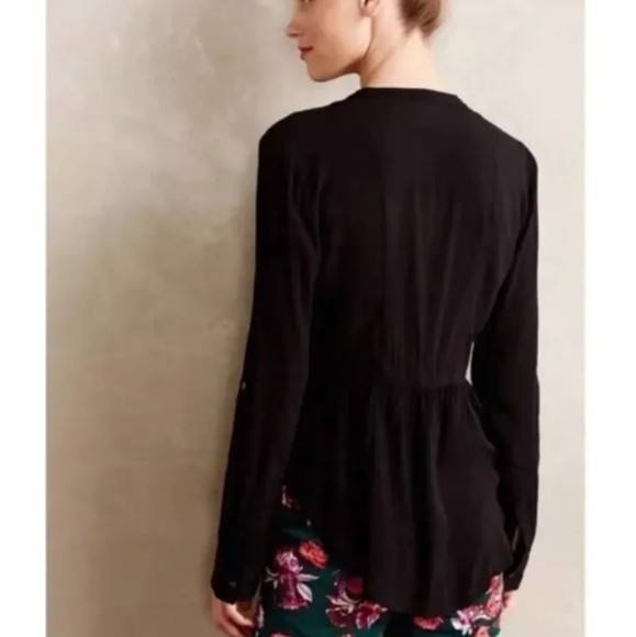 Anthropologie Black Button Down Top Excellent Condition. 100% Rayon - Picture 2 of 11